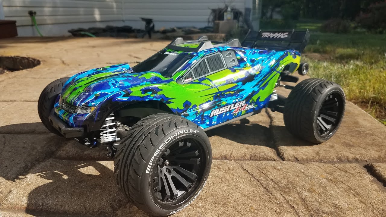 Traxxas Rustler 4x4 VXL Street Tire Upgrade with Duratrax Streethawks/ Street Tire Review