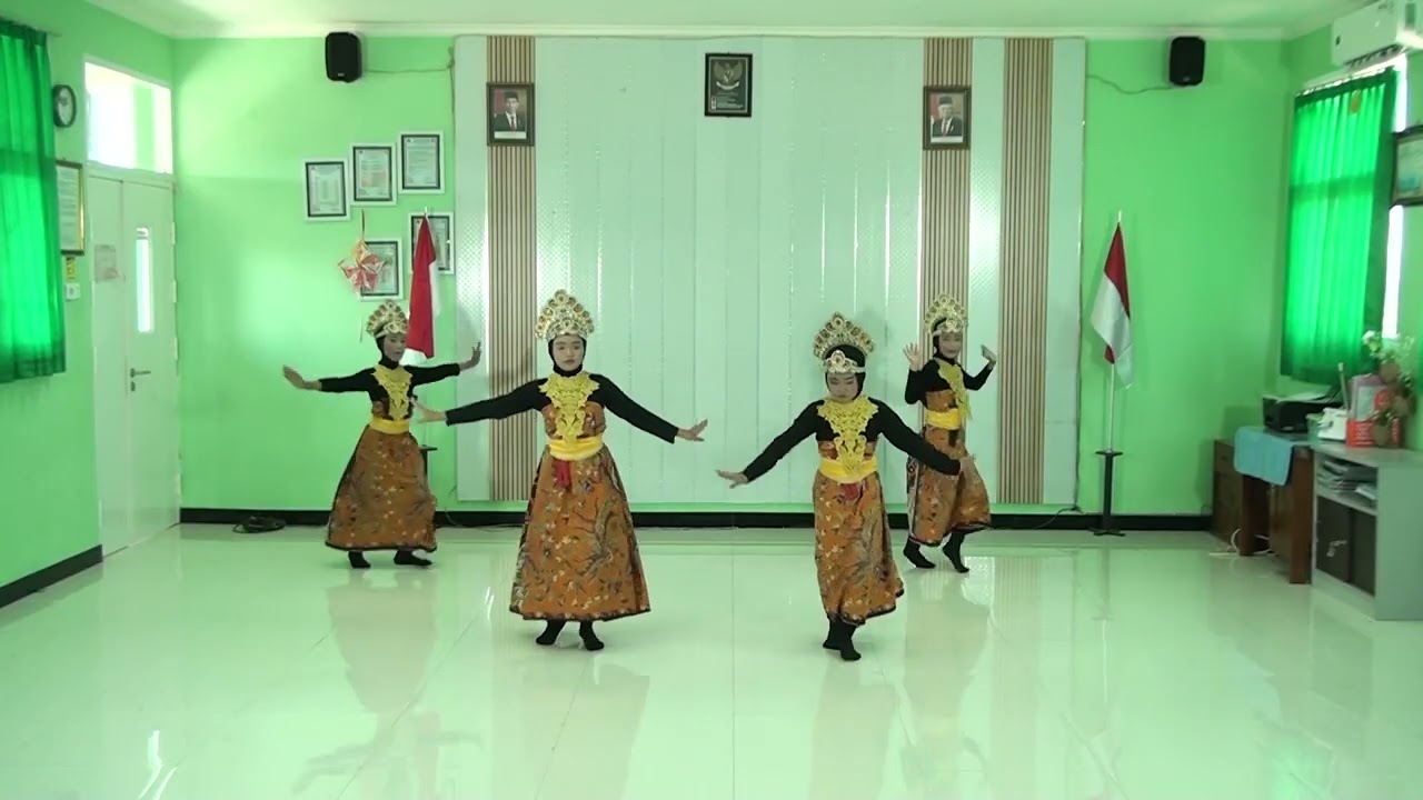 6_TARI GEMPITA 2024_AYUNDA RISKA FEBRIANTI_MIN 2 GRESIK