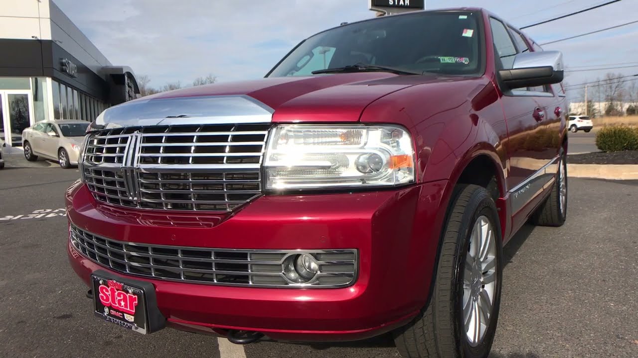 2014 Lincoln Navigator Base Red 5.4L V8 SOHC 24V FFV 6-Speed Automatic with Overdrive 4D SUV