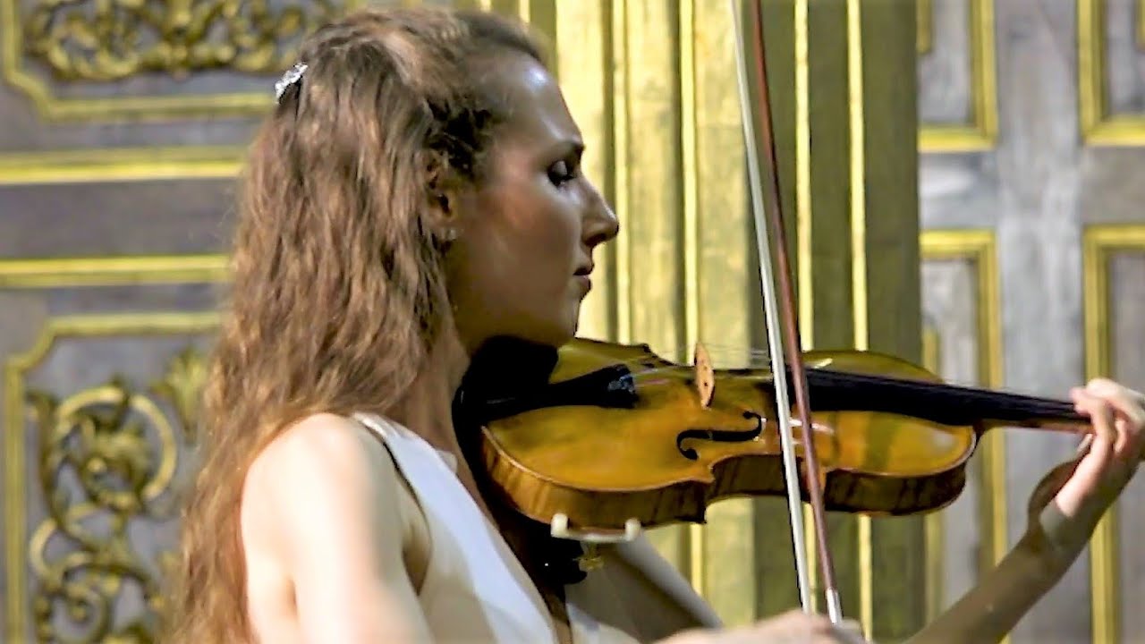 Johanna Röhrig - Variations on a theme of Corelli in the style of Tartini by Kreisler / Tour 2019