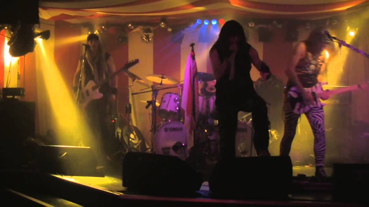 Raging Horn - Rock The Night