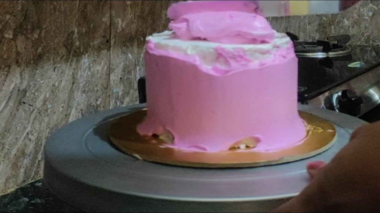 Easy and beautiful cake design || pink cake || cake design for beginners || simple cake design ||🎂😊🥳