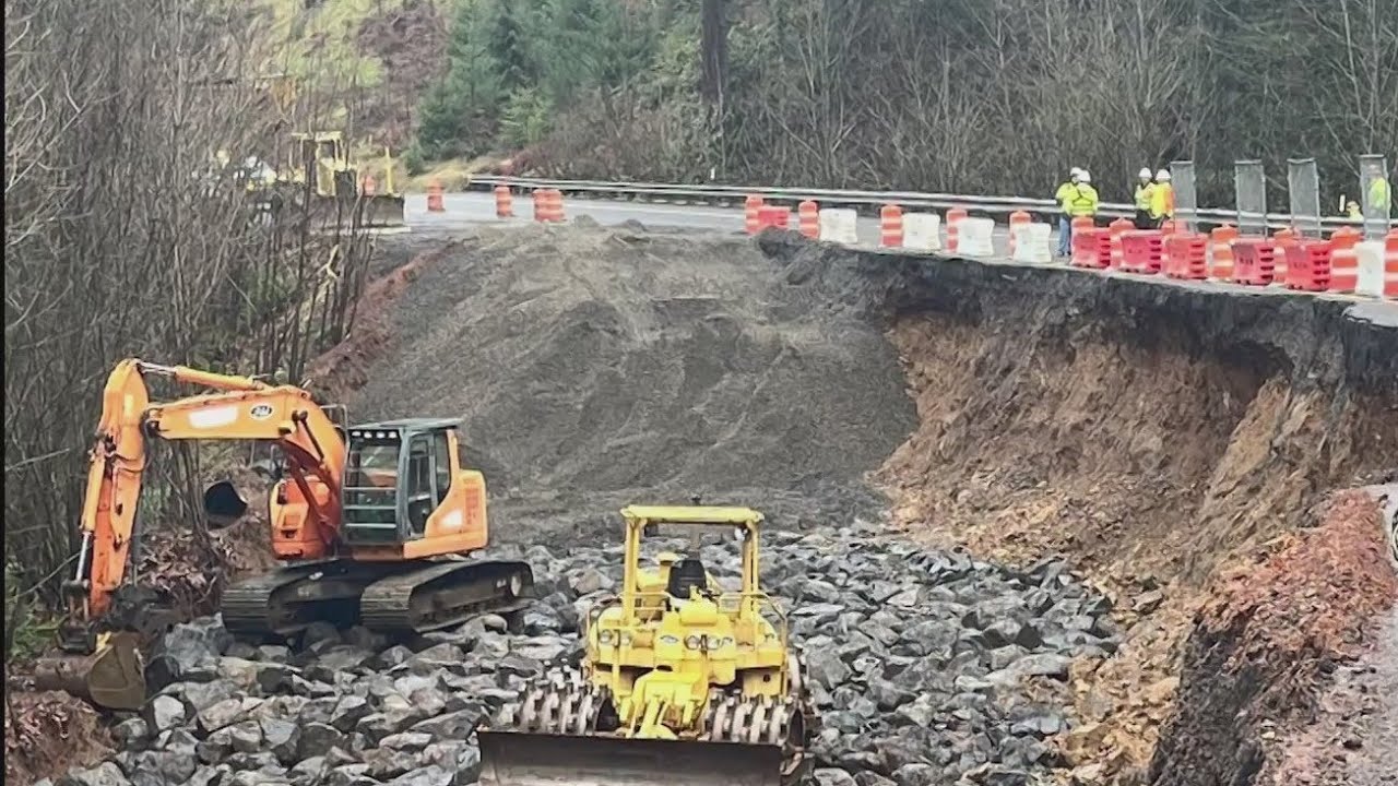 Landslide shuts down section of Highway 6 near Oregon coast