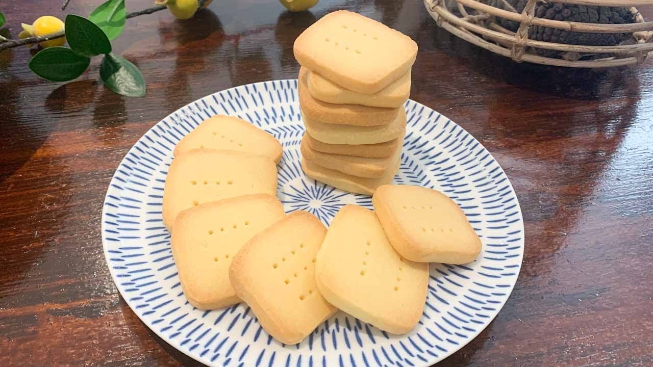 Sadece 3 malzeme ile enfes tereyağlı kurabiye! İskoç shortbread cookie tarifi!