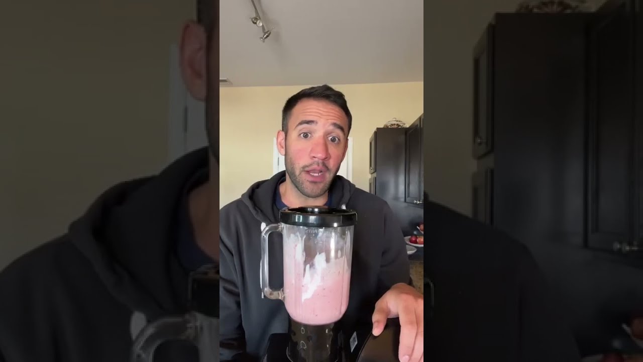 Strawberry peanut butter smoothie