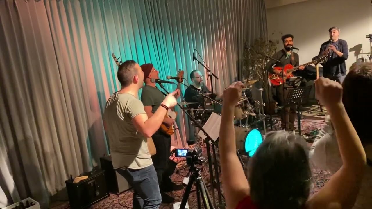 Eskises - Lingo Lingo Şişeler (Live)