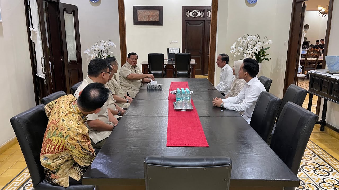 Suasana Pertemuan Prabowo dan Jokowi di Kediaman Sumber.