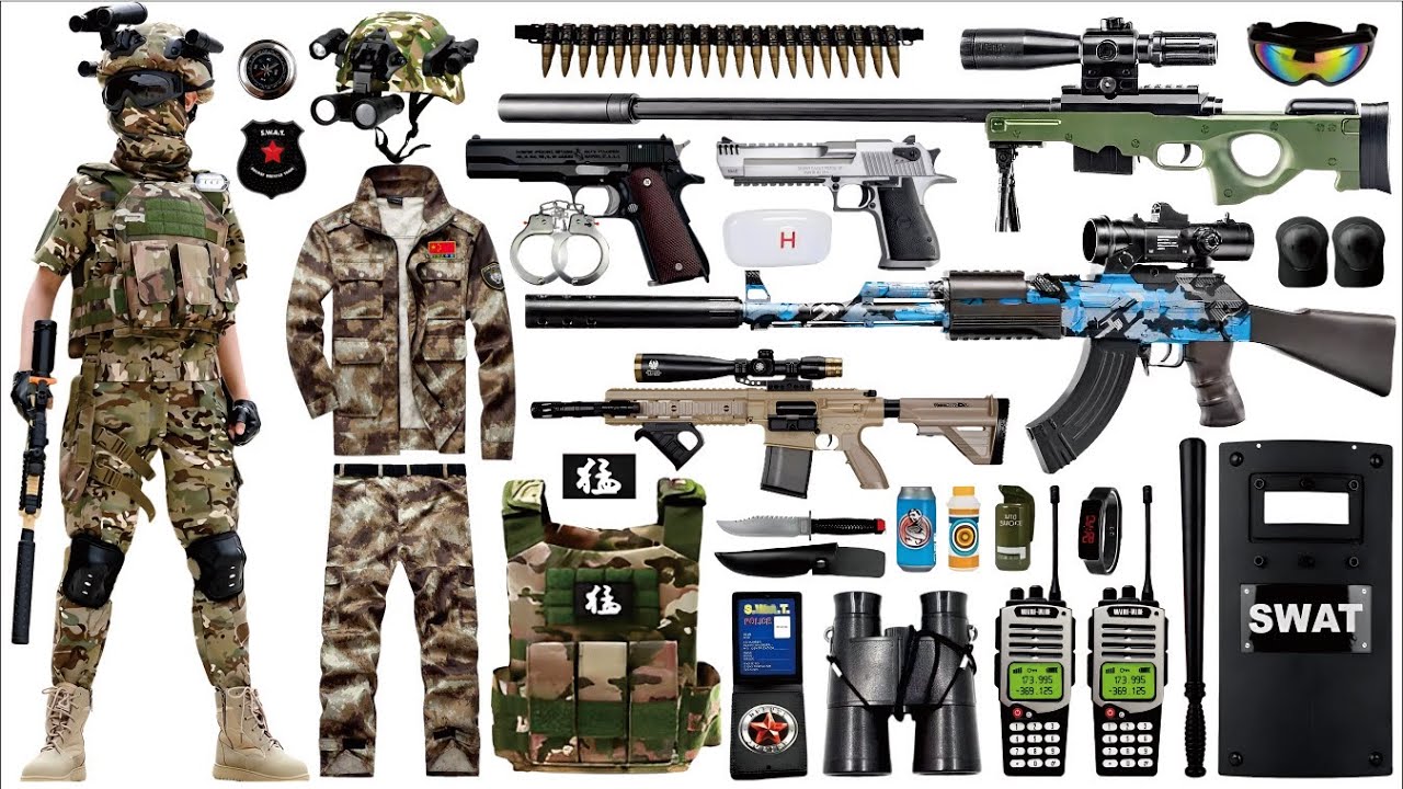 Unpack and collect toy guns, AWM sniper rifle, AK47 automatic rifle, M4 carbine, bombs, toy pistols