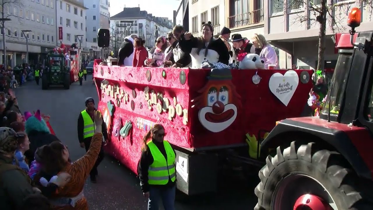 Veilchendienstagszug Mönchengladbach 04.03.2025 Teil 1/6 Hindenburgstraße
