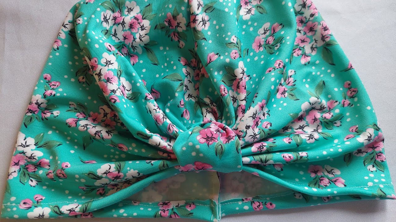 Turbante de uma forma  diferente.lindo presente para fazer para sua mãe.