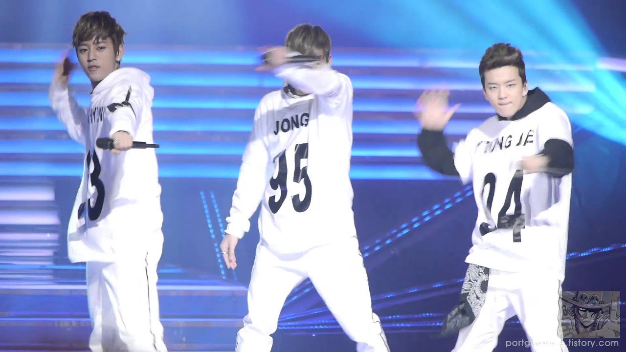 130319 열린 음악회 B.A.P 캔디 & 날 떠나지마 by ace