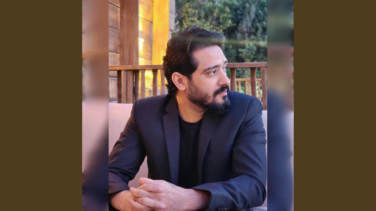 جنبك ومعاك