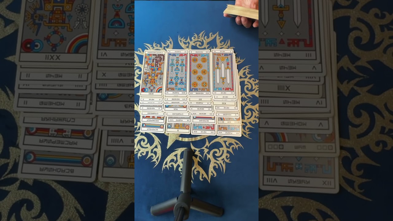 Цыганский расклад. Любит ли он меня? Кто я для него?! Онлайн гадание.