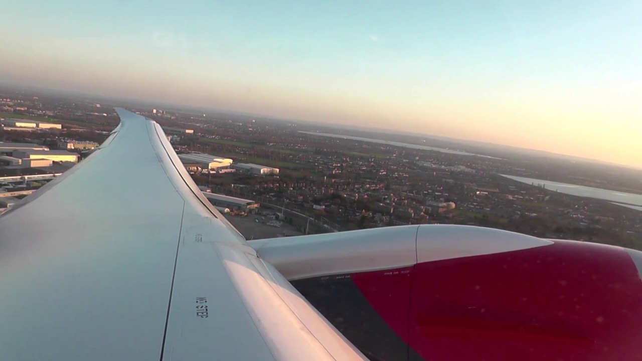 Royal Jordanian 787-8 JY-BAG takeoff from Heathrow Airport
