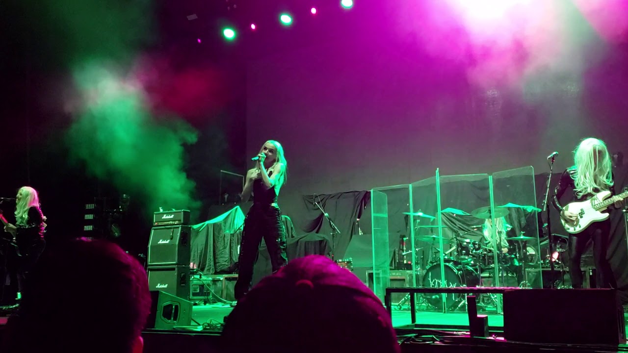 Concrete - Poppy live