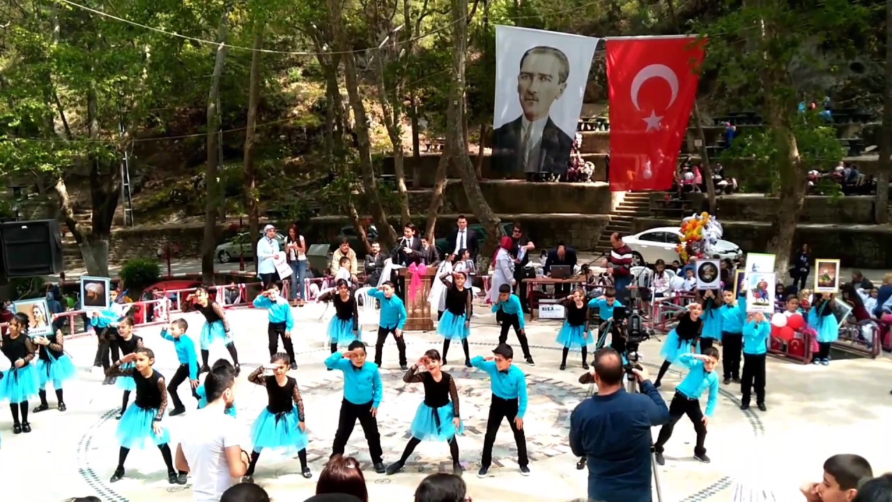 İzmir/Kemalpaşa Atatürk İlkokul u 2/F Türk Çocuğu 2017