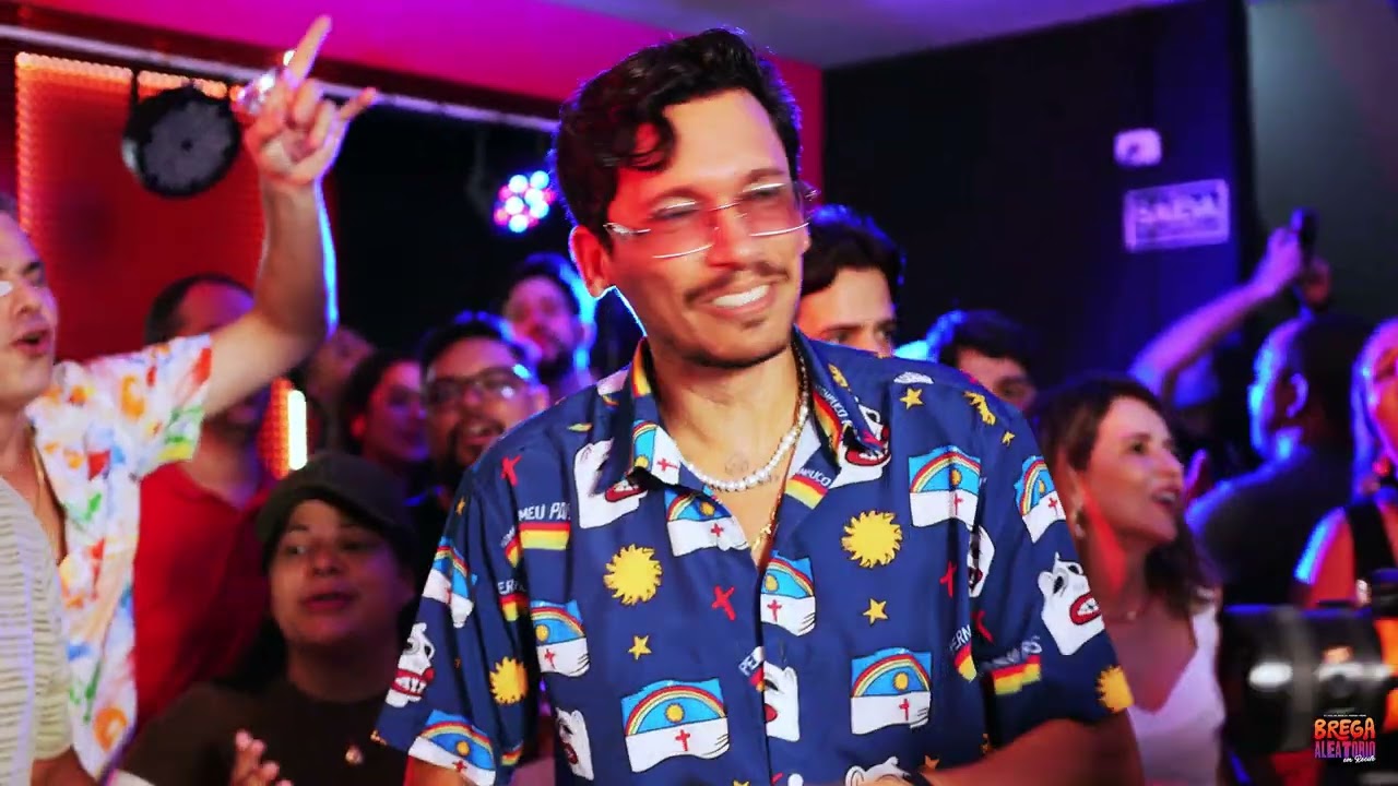 Eve Sandes - LONGE DE VOCÊ, PRA VOCÊ - (Brega Aleatório em Recife/PE)