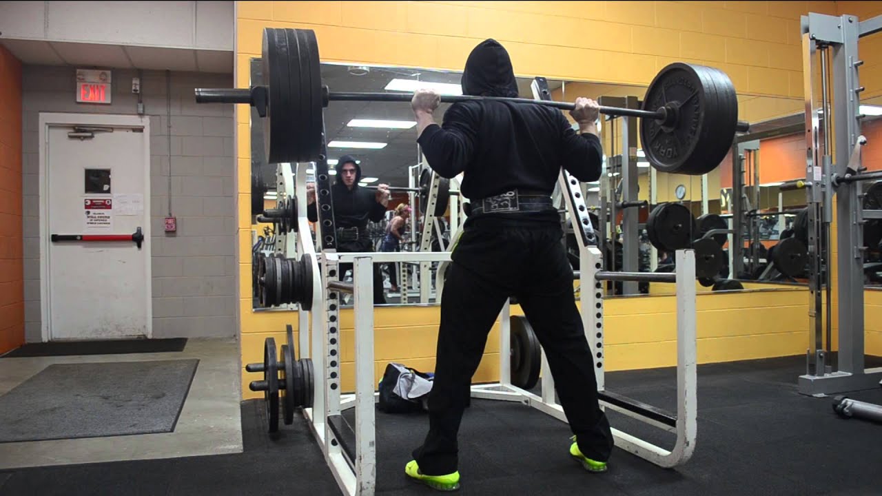495 lbs (225 KG) Squat For Reps @ 180 lbs