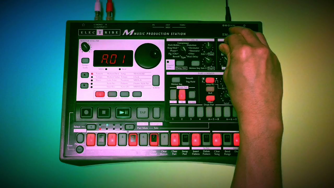 #021 Korg Electribe EM-1
