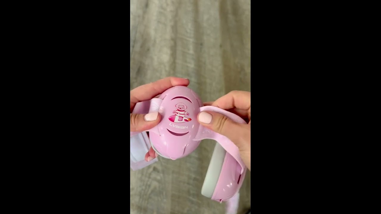 The tips of wearing baby earmuffs #earplugs #health #hearing #music #musicfestival #4thofjuly #baby