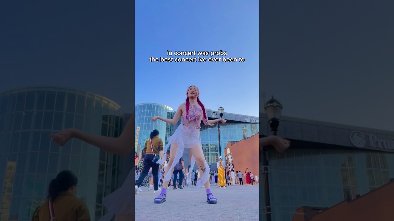 iu holssi dance cover at iu concert