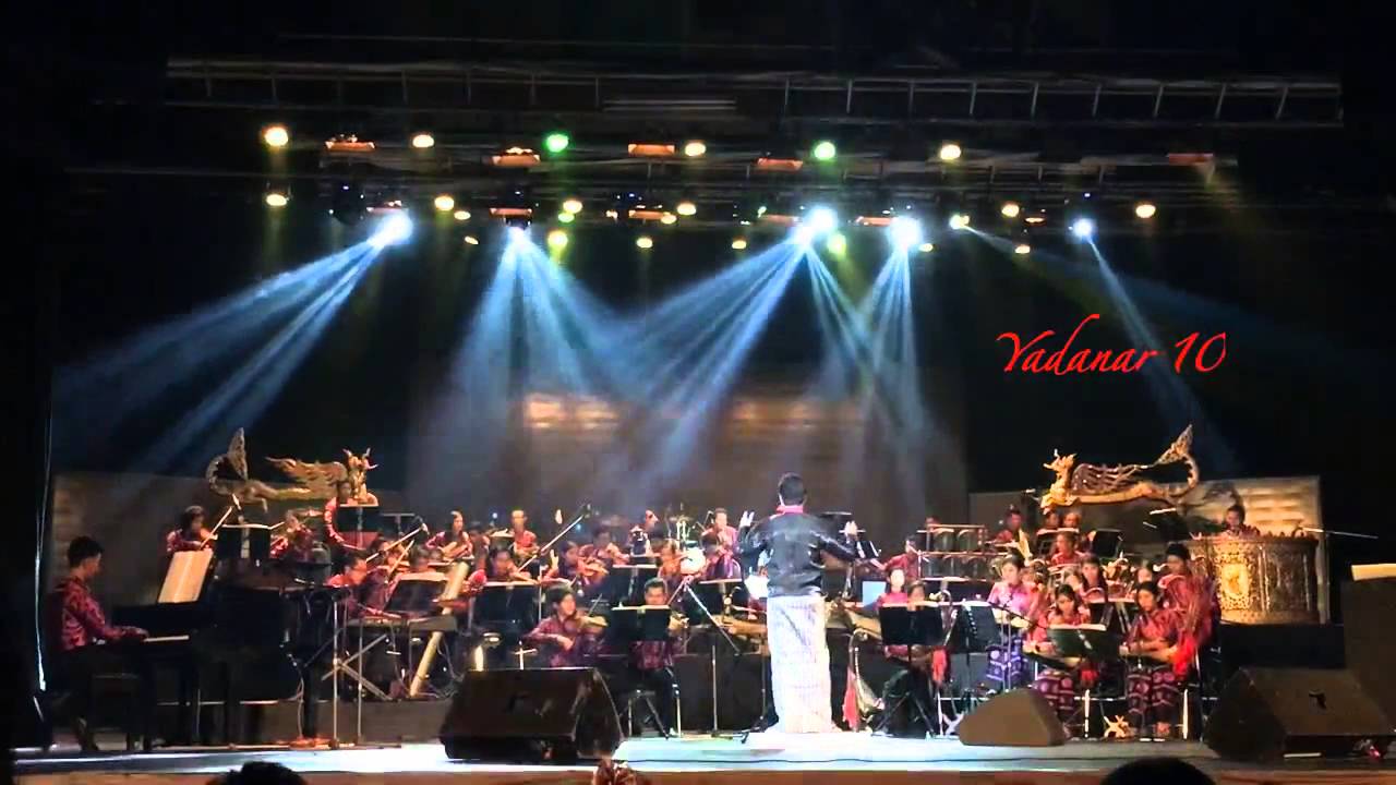 NUAC Orchestra + DJ Wine