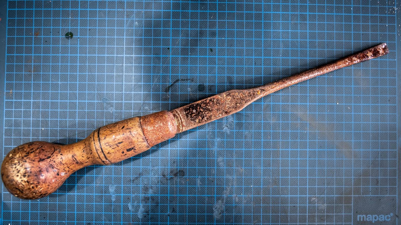 100+ Year Old Rusty Screwdriver Restoration