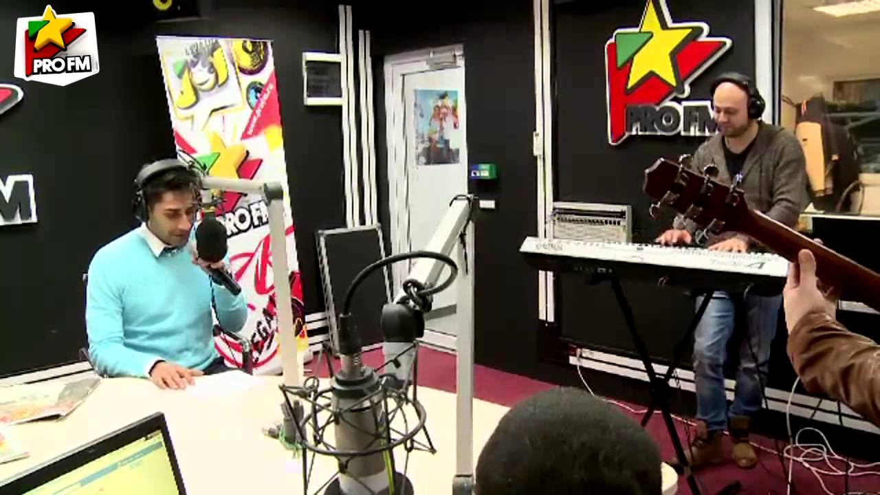 Connect-R canta un cantec de leagan LIVE @ Alarma ProFM