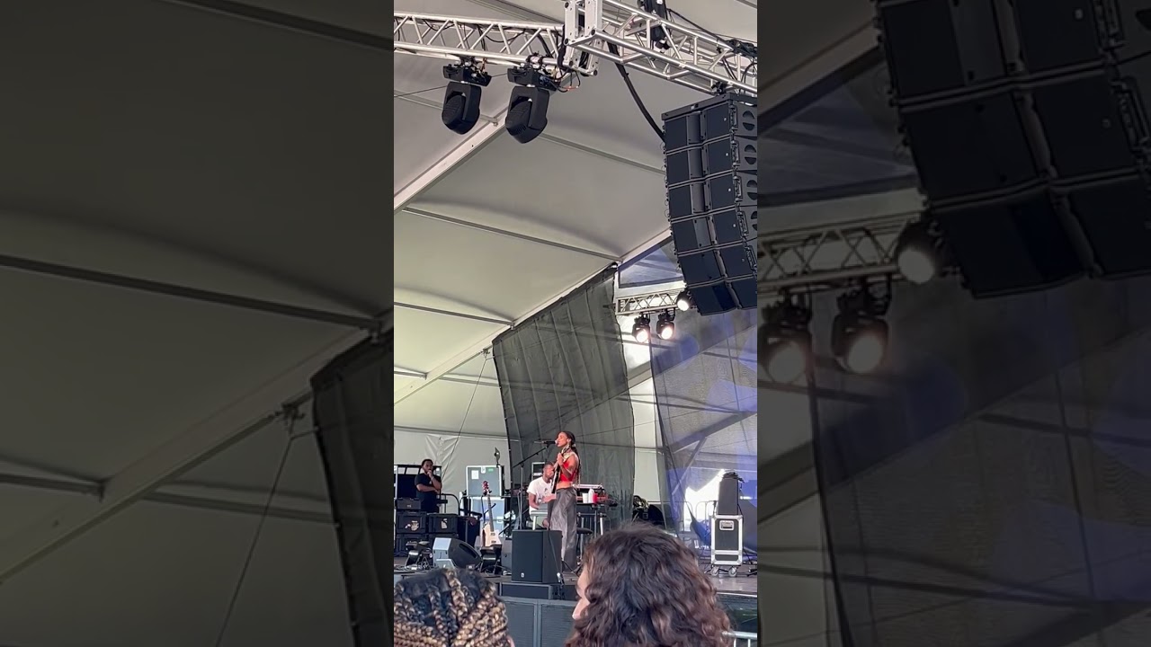 Lianne La Havas, live “Weird Fishes,” (Radiohead cover) at Newport Festival, Aug 2024