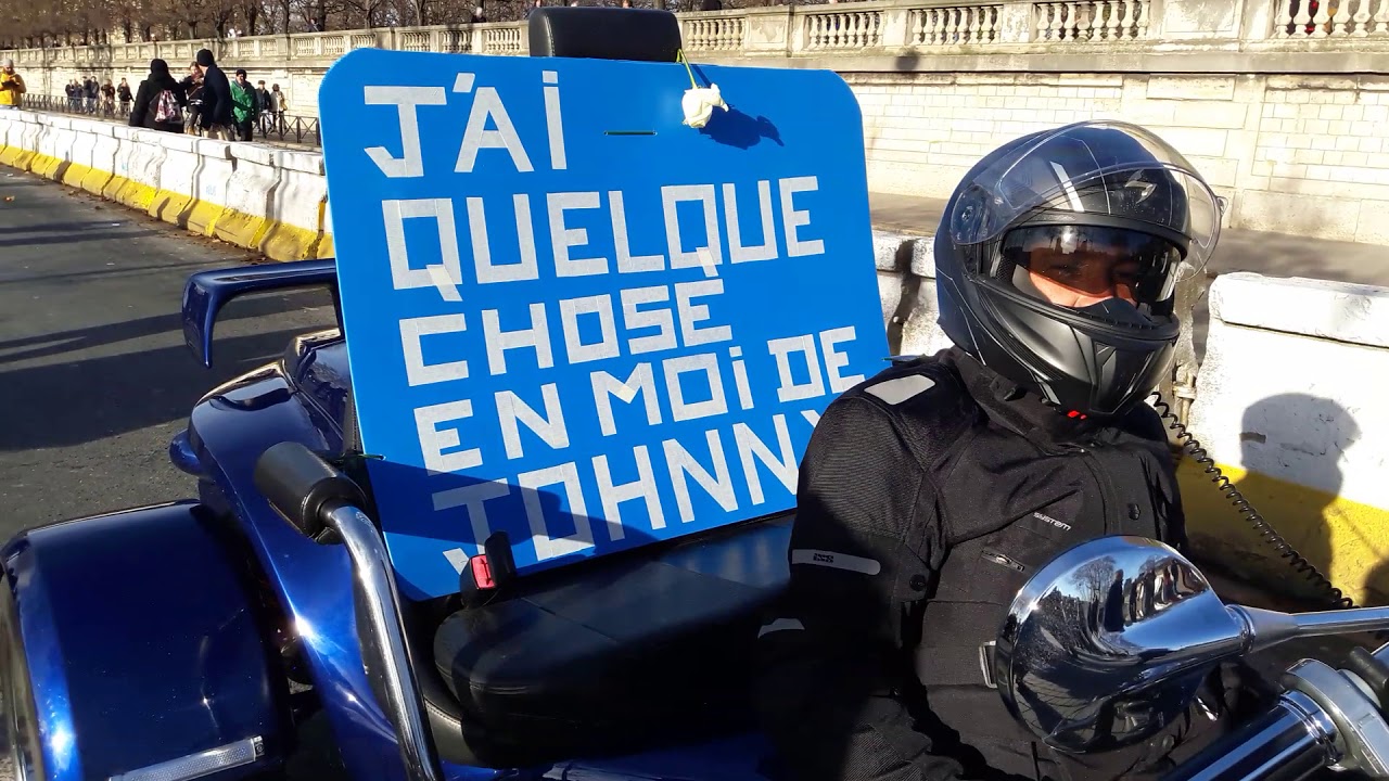 HOMMAGE JOHNNY HALLYDAY 9 DECEMBRE 2017 #1 Motards Harley Davidson Desperados