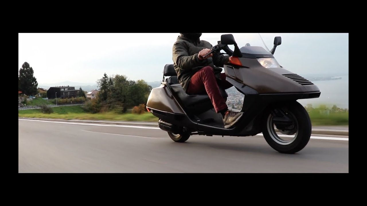 1988 Honda Helix CN250 - Autumn Ride - The Best Scooter Ever Made