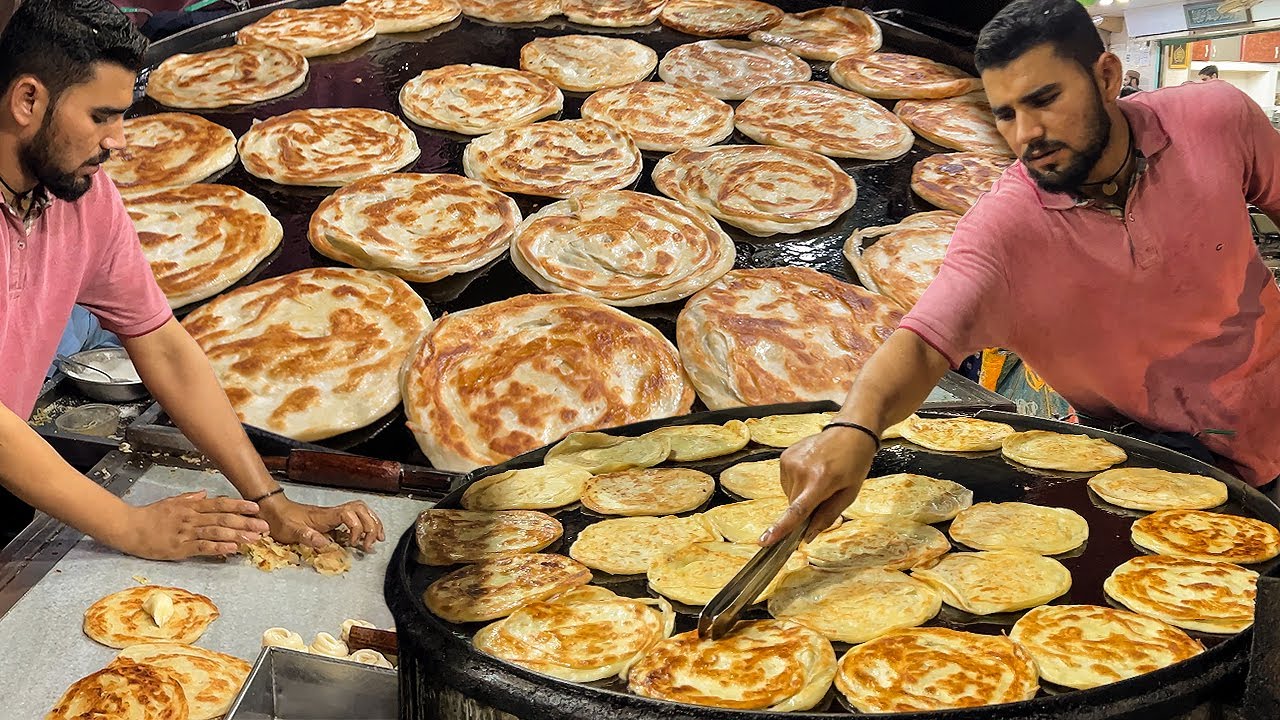 Soft Multi Layered Paratha Making | Petai Parotta | Street Food Karachi Pakistan
