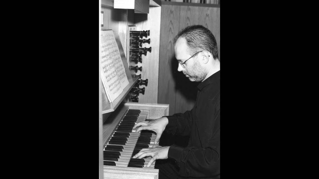 Lezione d’organo:  M. E. Bossi 