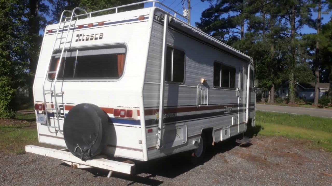 1978 Itasca suncruiser RV walk around