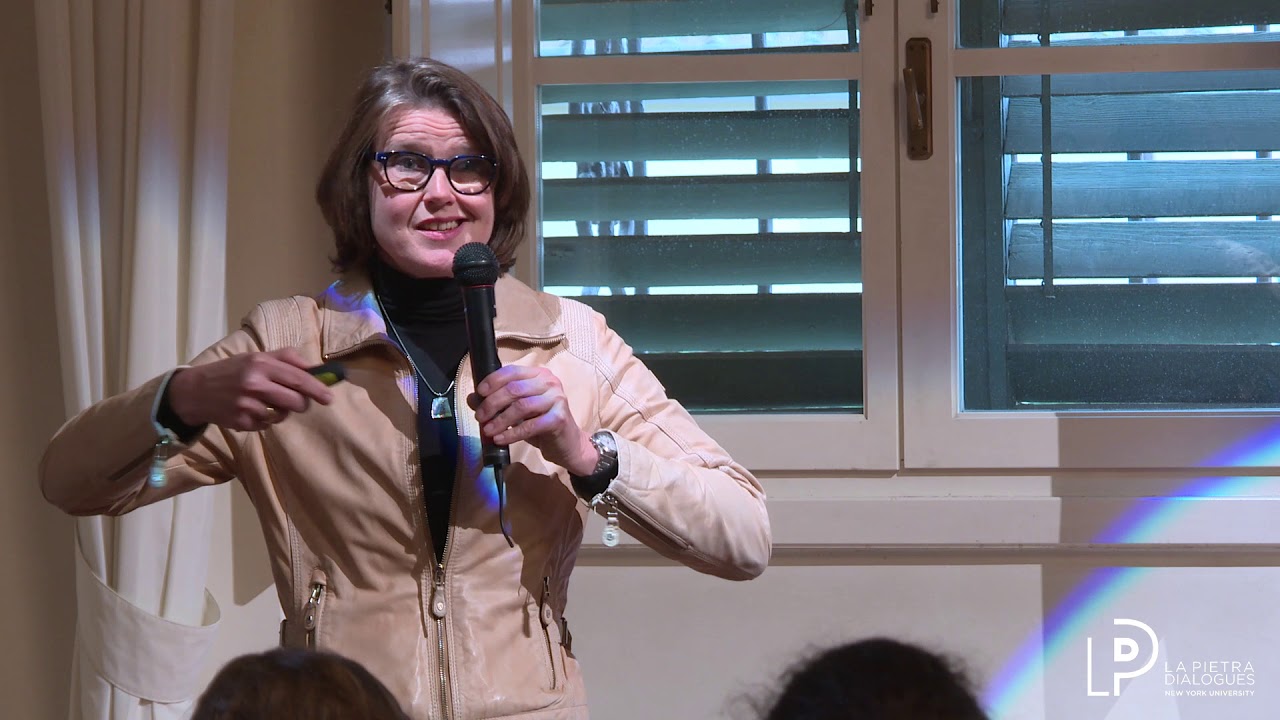 Alexandra Borchardt: Democracy and Journalism