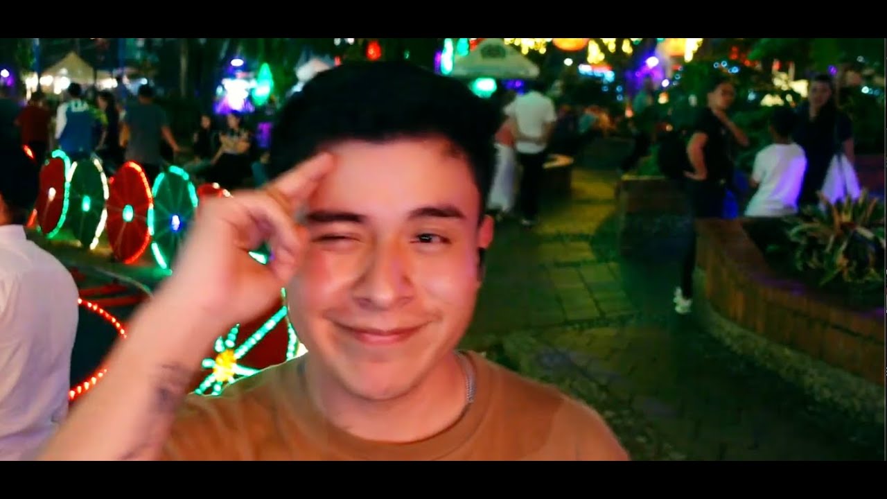Navidad en Sabaneta y sus alumbrados 🎄✨ | 90 Días en Colombia EP.28