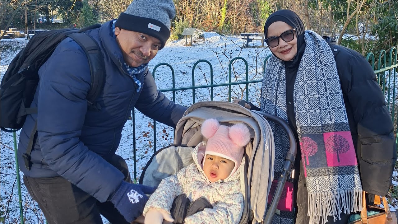 Cuma 2 minggu bersama cucu lalu harus balik lagi ke Nigeria. Kami dtinggal lagi.