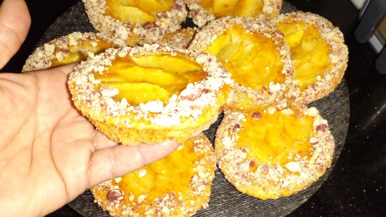 بيبيضة واحدة🥚 وتفاحة🍏 حضري أروع ميني كيك سهل وسريع وخفيف 