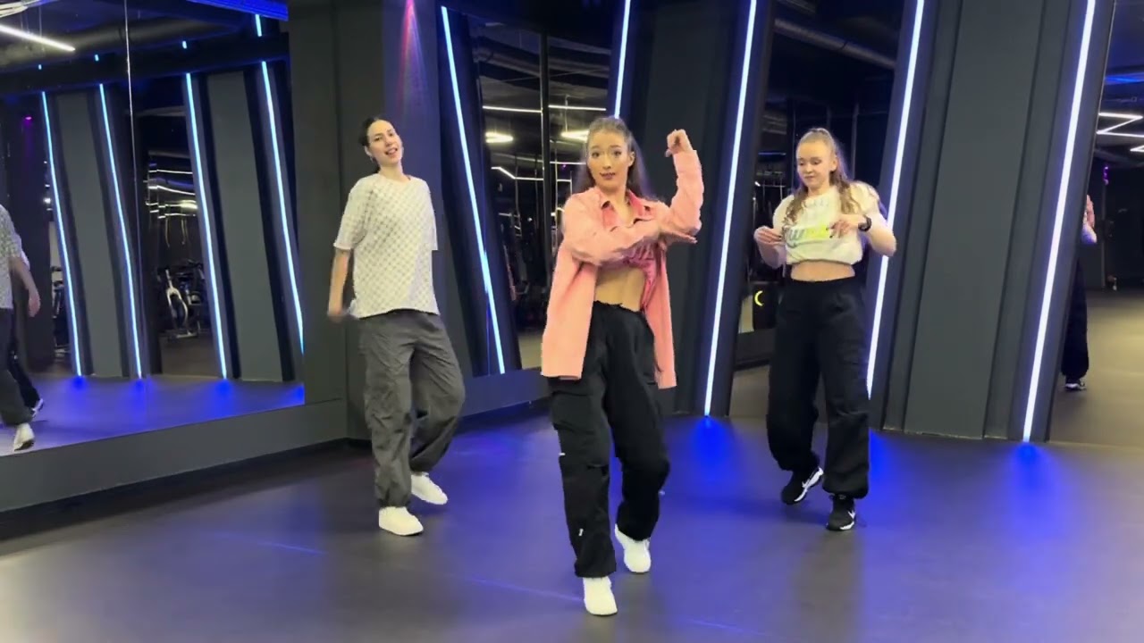 I Adore You (With J Balvin) - HUGEL, J Balvin, Ellie Goulding, Topic, Arash, Daecolm - Dance fitness