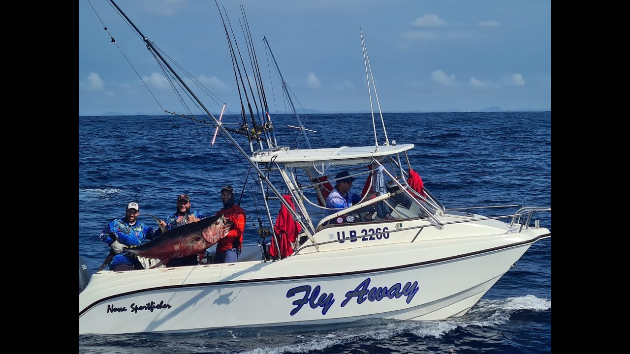 176lb Yellowfin tuna & 570lb Black marlin on one day. Sodwana you treated us well thank you.