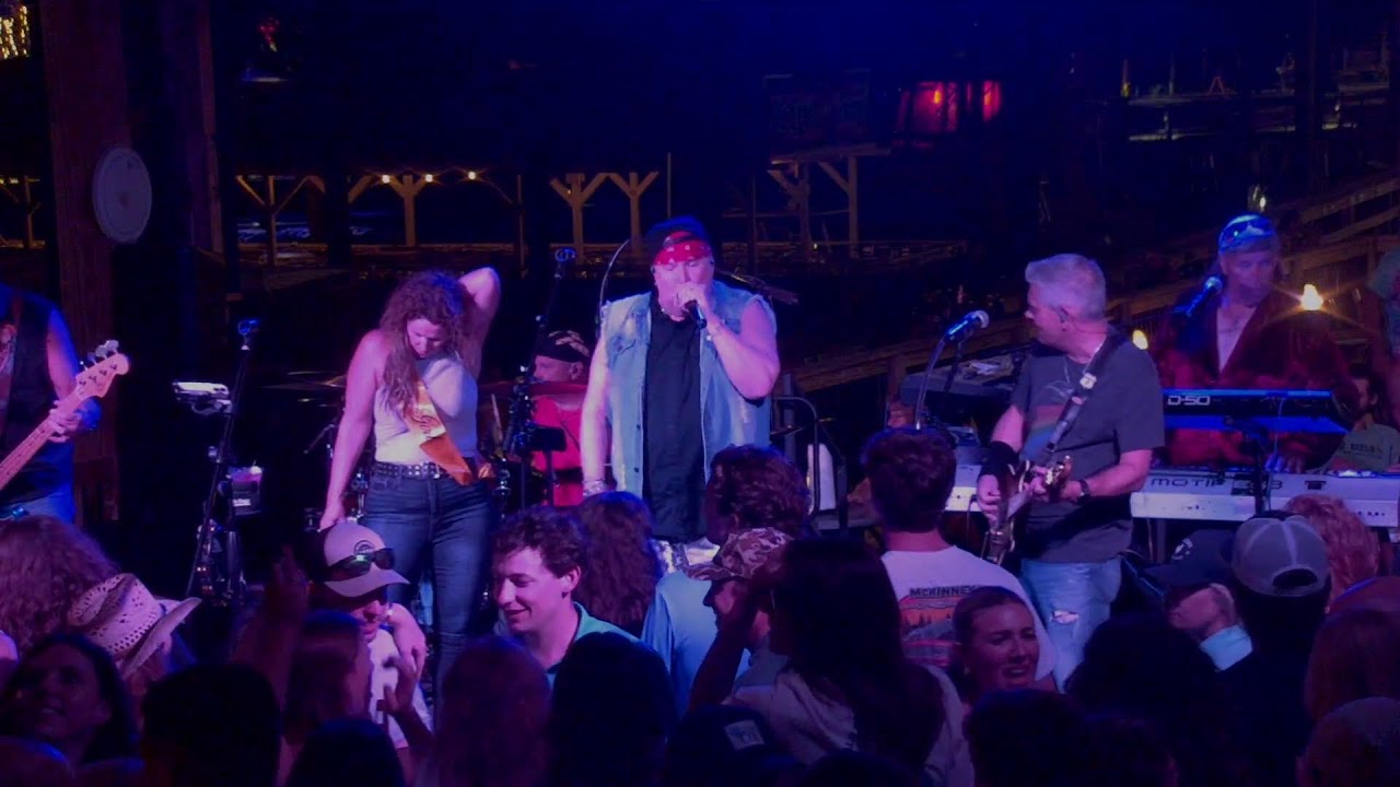 Hwy 17 Live at Deaddog Saloon