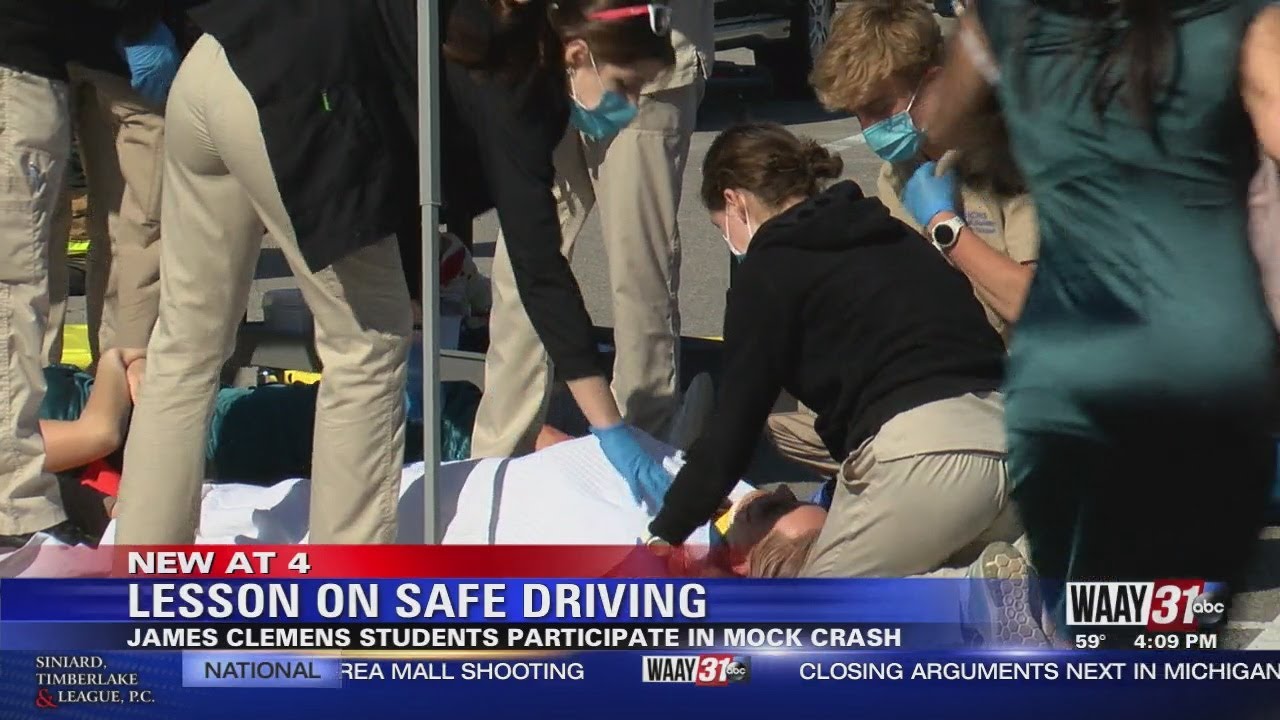 James Clemens students take part in mock prom night crash