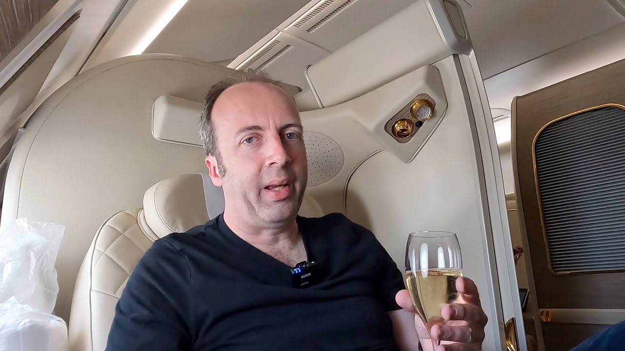 Первый класс Emirates — Лондон — Дубай (модернизированный A380)