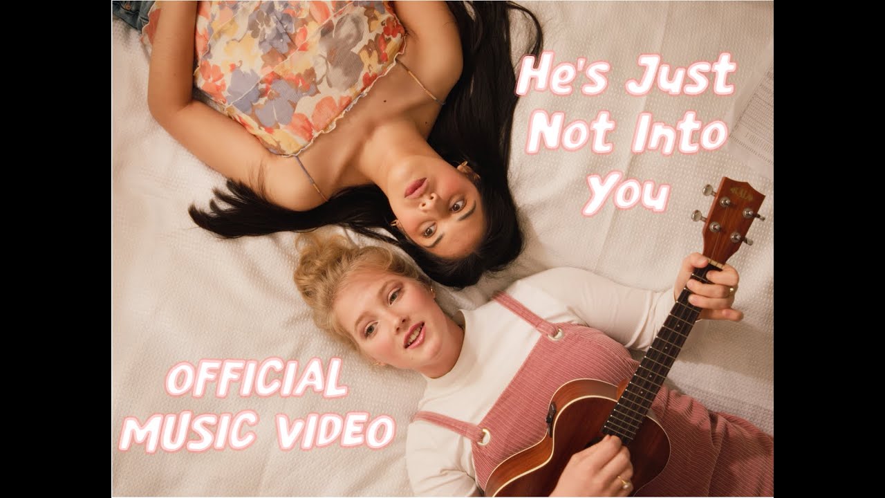 LILLI - He's Just Not Into You [Official Music Video]