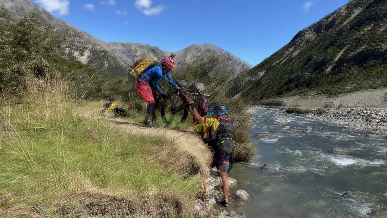 St James, Fowlers Pass, Stanley & Edward River Valleys Loop