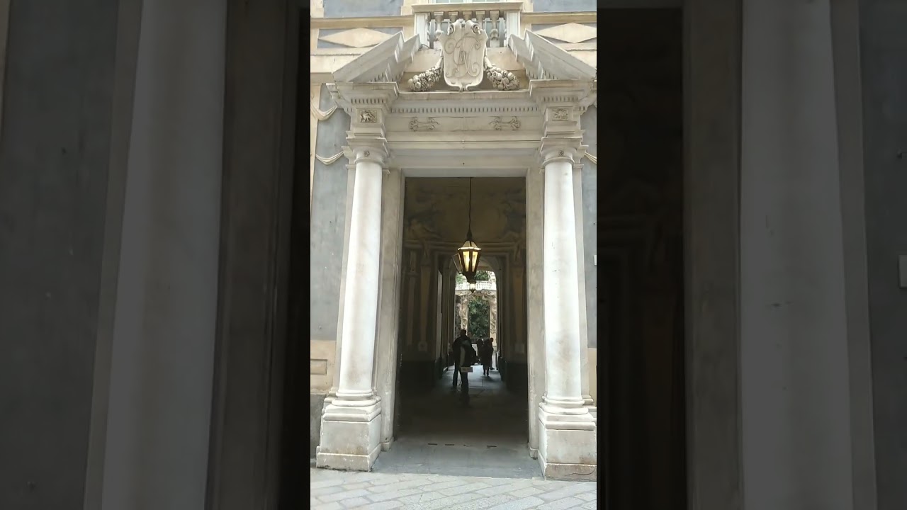 SAPIENTIA AEDIFICABITUR DOMUS
