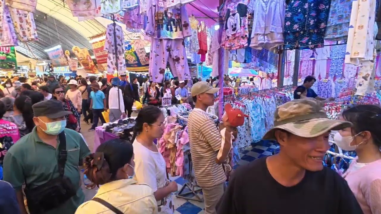 สายบุญสองฝั่งโขงเยอะมากงานนมัสการพระธาตุพนมจังหวัดนครพนมประจำปี๒๕๖๙