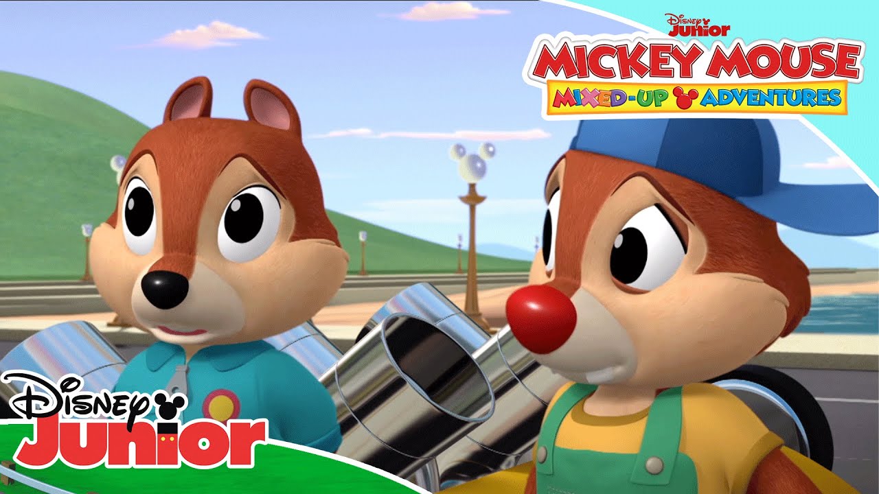 😳 Mickey's Mixed-Up Motor Lab! | Mickey Mouse Mixed-Up Adventures | Disney Kids