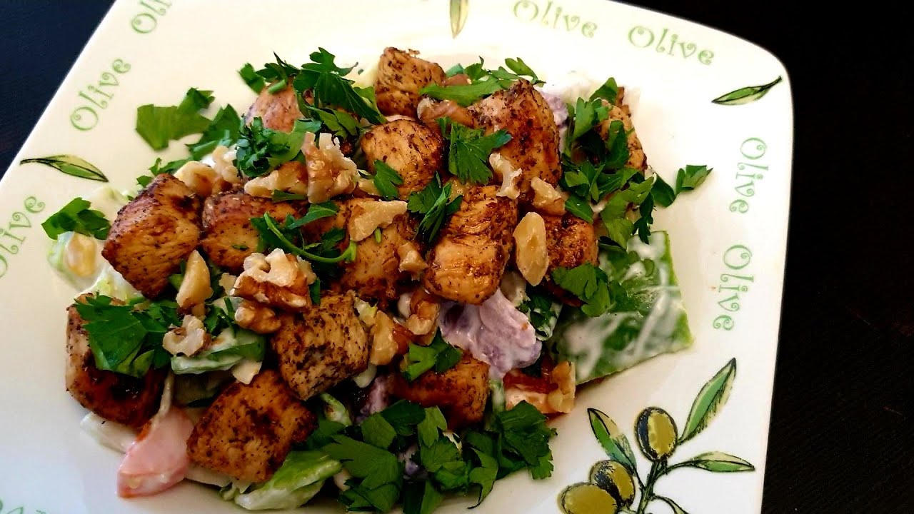 سلطة البروتين والخضار الصحية والطعم لايقاوم