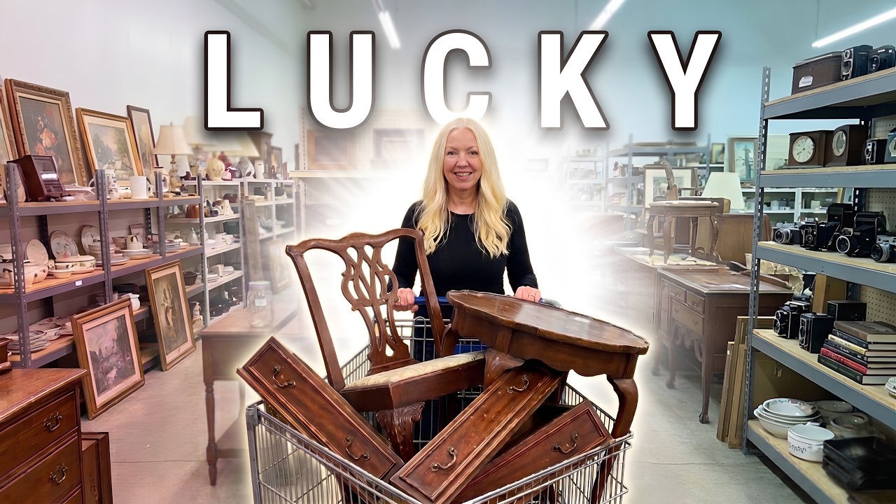 Thrift With Me – Hidden Treasures Everyone Missed!